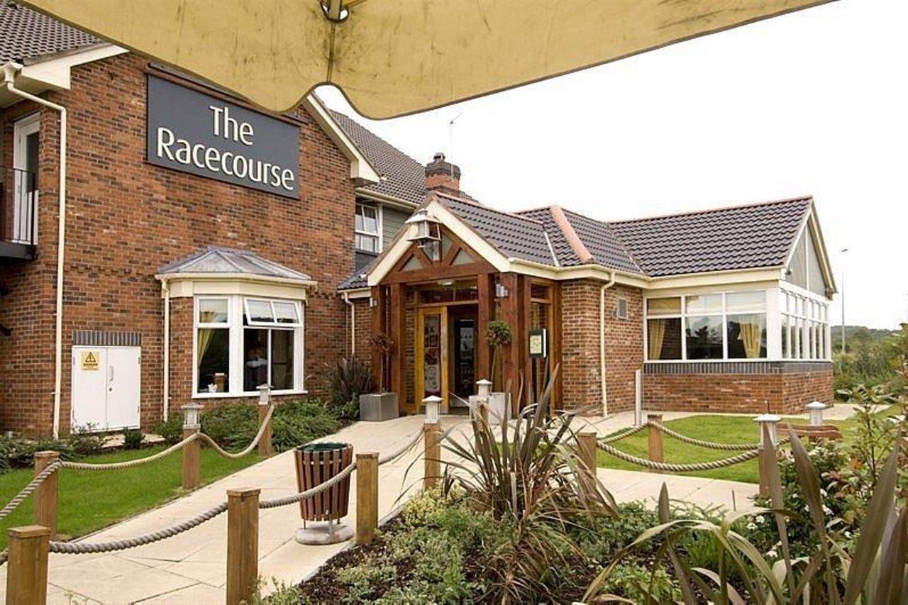 Premier Inn Uttoxeter Bagian luar foto